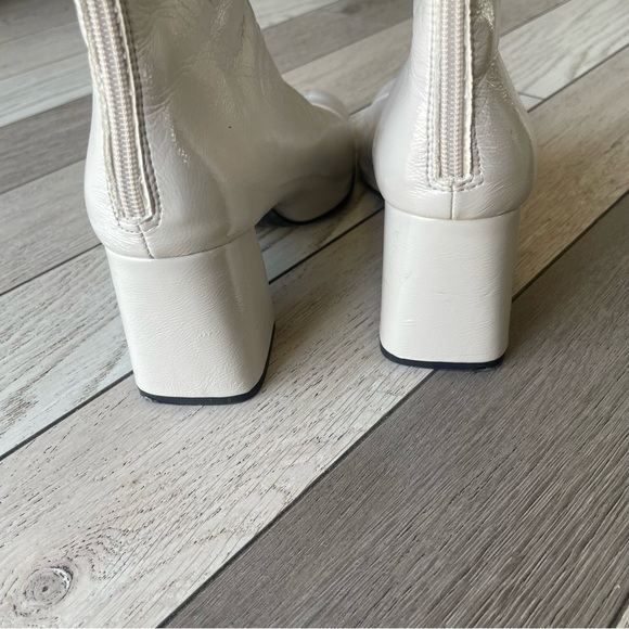 Zara Elegant Cream Ankle Boots - Picture 3 of 10